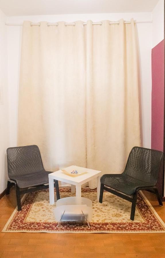 B&B Italo House 오페라 외부 사진